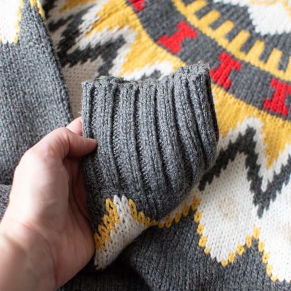 XS Aerie Sweater - Picture 5 of 11